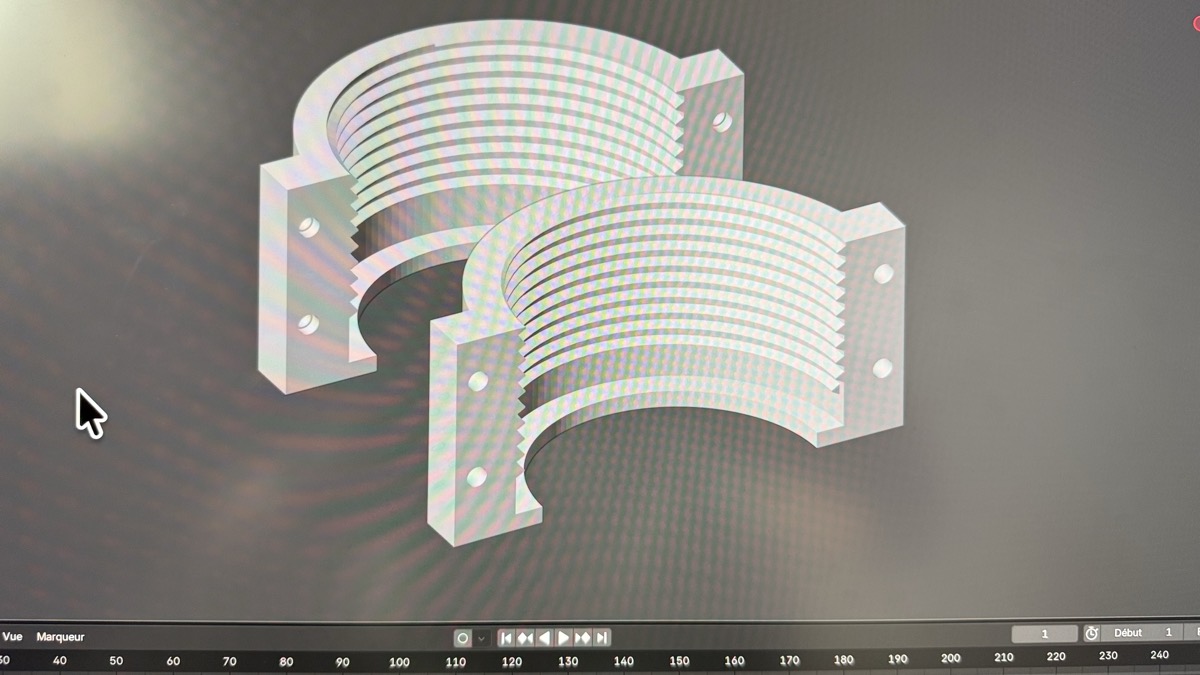 The two halves of the collar in 3D